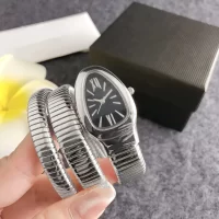 Relógio Feminino Dourado com Pulseira Cobra e Estilo Escultural - Promoção Única