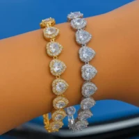 Pulseira Feminina Coração Cravejado | Elegância e Brilho Duradouro