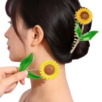 Presilha Floral Grande Girassol Dourada para Cabelos Femininos - Elegância & Sofisticação